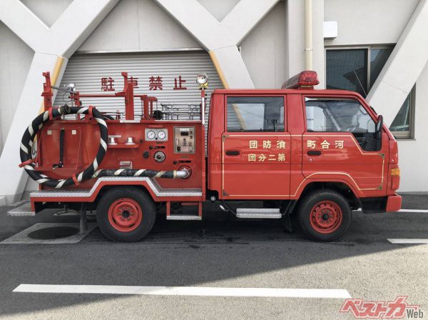 平成4年式トヨタ・ダイナ消防車