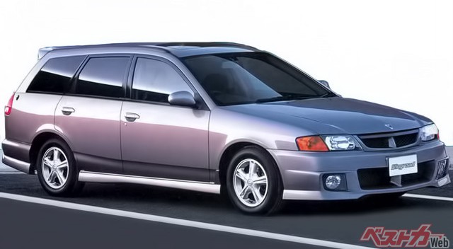 日産 2代目ウイングロード(2001年MC前)