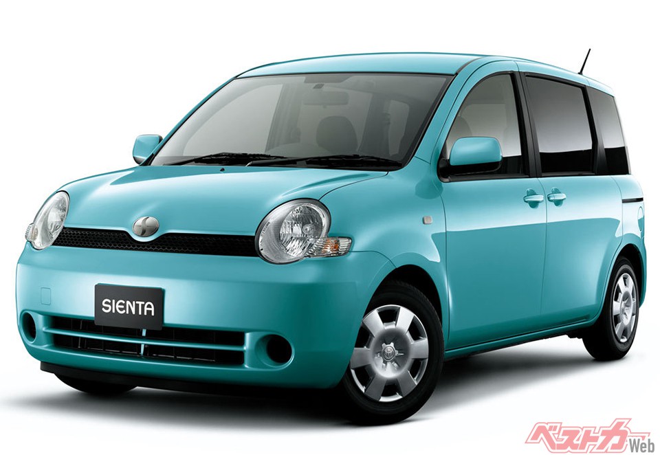 トヨタ 初代シエンタ(2011年MC前)