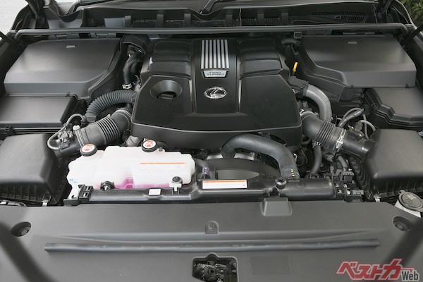 搭載するパワートレインは3.5LのV6ツインターボガソリンエンジン（最高出力415ps/最大トルク650Nm）。燃費はWLTCモードで8.0km/L