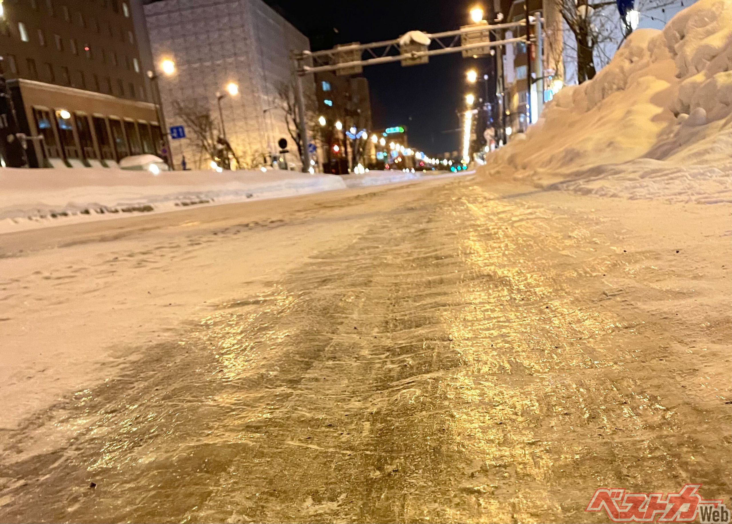 雪がそんなに積もらなくても翌日以降の「ブラックアイスバーンが一番
