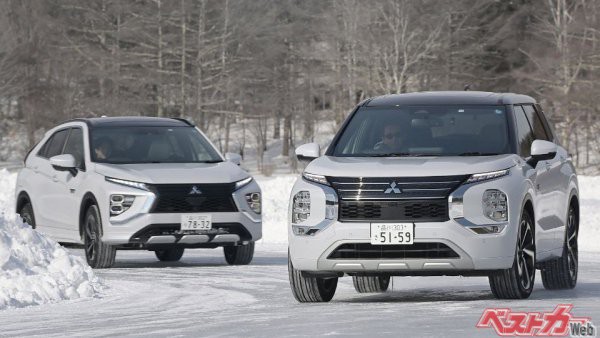 究極の悪路「氷上」と往復高速道路300kmで試したガチSUVの実力!! 三菱の4WDはやっぱりすげー!!