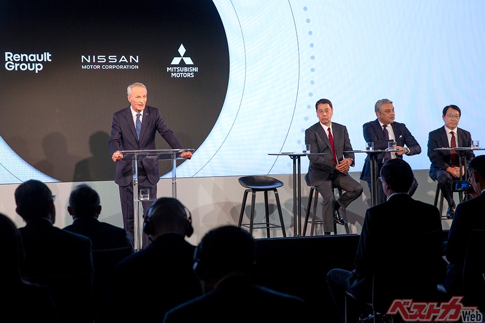 2023年2月6日、日産とルノーが英国で提携の新たな取り組みを発表。三菱も交えて会見が行われた