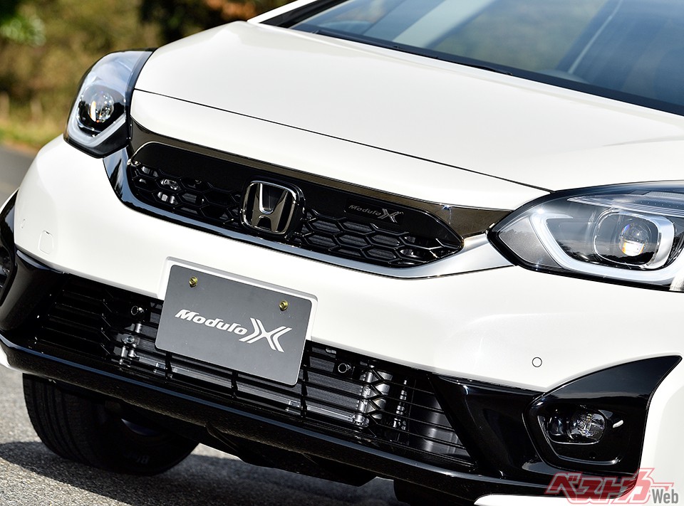 Honda FIT フロントグリル　モデューロ 新型フィットに大きなグリルが付いた！ カスタムモデル「Modulo