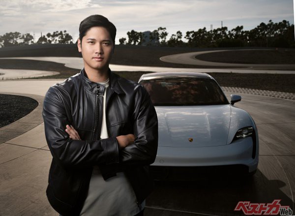 ポルシェ ドライビングアスリートを務める大谷選手