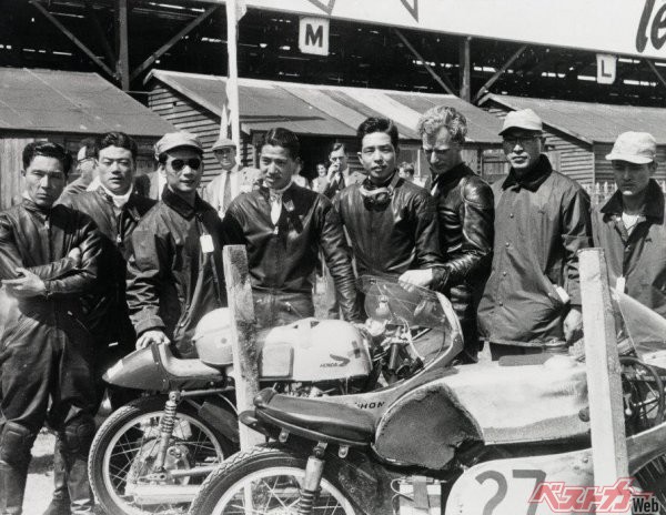 1959年のマン島TTレースでのホンダチーム