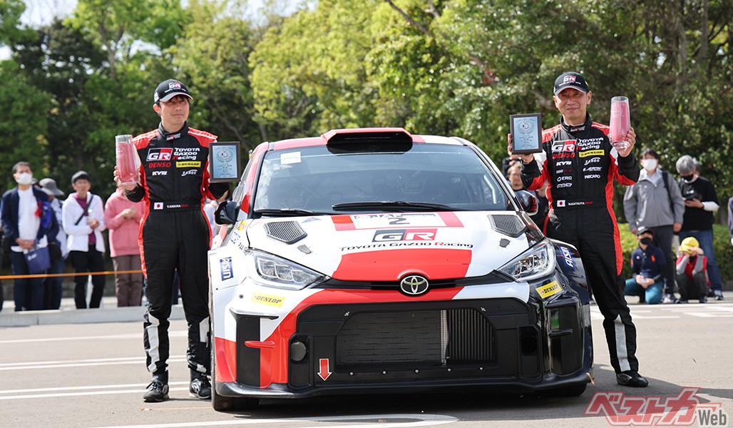 GR YARIS Rally2での初表彰台を得た勝田選手（右）と木村選手