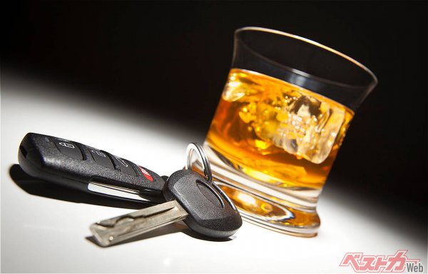 ひと晩寝れば運転OKは危険かも!!　アルコールの影響はどこまで残るのか？