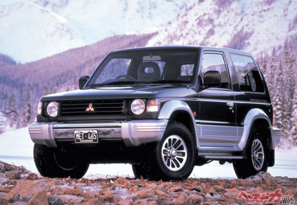 2代目：1991～1999年。安価とはいえないSUVながら月間販売台数で1位を記録するなど、大人気となったモデル