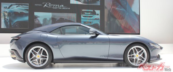 ソフトトップを開けているのと開いているのではイメージはまったく違う