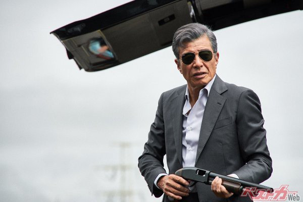 「あぶない刑事」の映画シリーズでお馴染みだったショットガンも(C)NTT DOCOMO,INC.