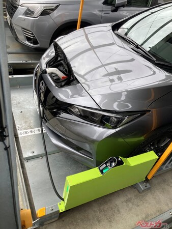 EV充電器サービスを手がけるユアスタンド、ニッパツパーキングシステムズの機械式駐車場にMode 3 EV充電器が設置可能に。遠隔制御でDR対応充電実現。