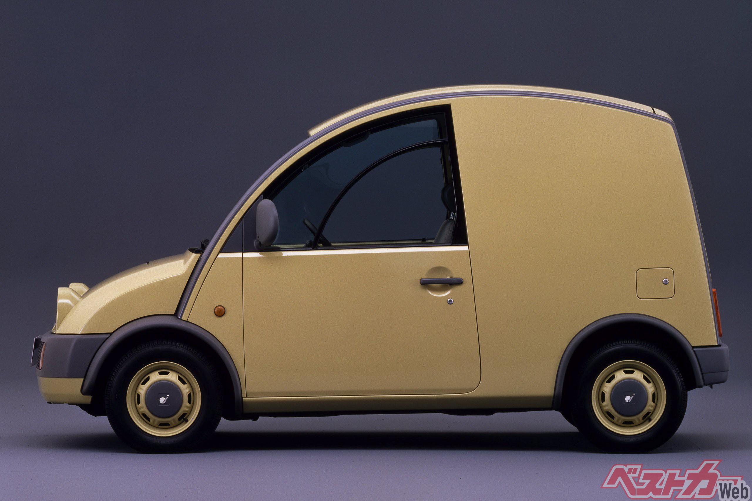 こんなクルマよく売ったな!! 【愛すべき日本の珍車と珍技術