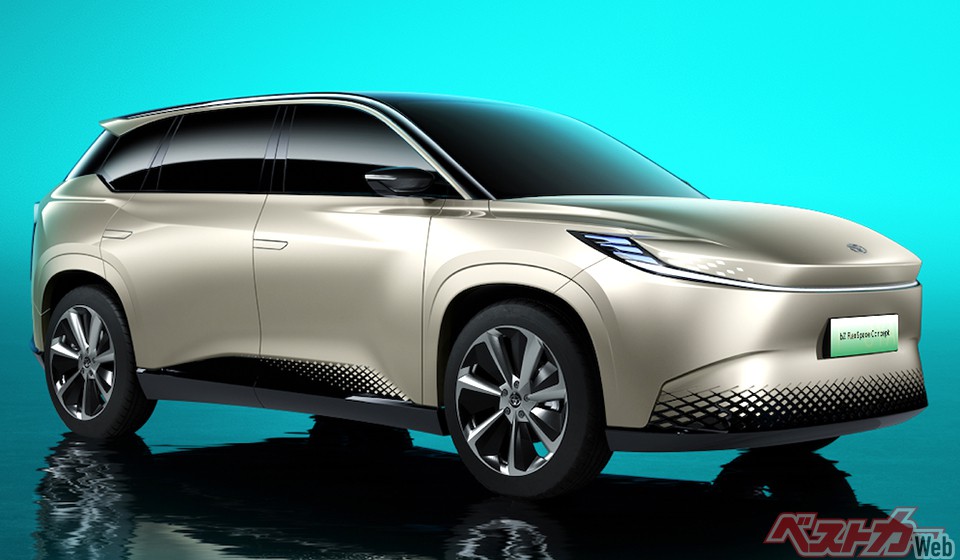 大手3社は積極的に新型EVを公開。写真はトヨタが発表した「bZフレックススペースコンセプト」。ギャラリーでは同車を含め、トヨタ・日産・ホンダが発表したEVの新型車・コンセプトカー5台をご紹介