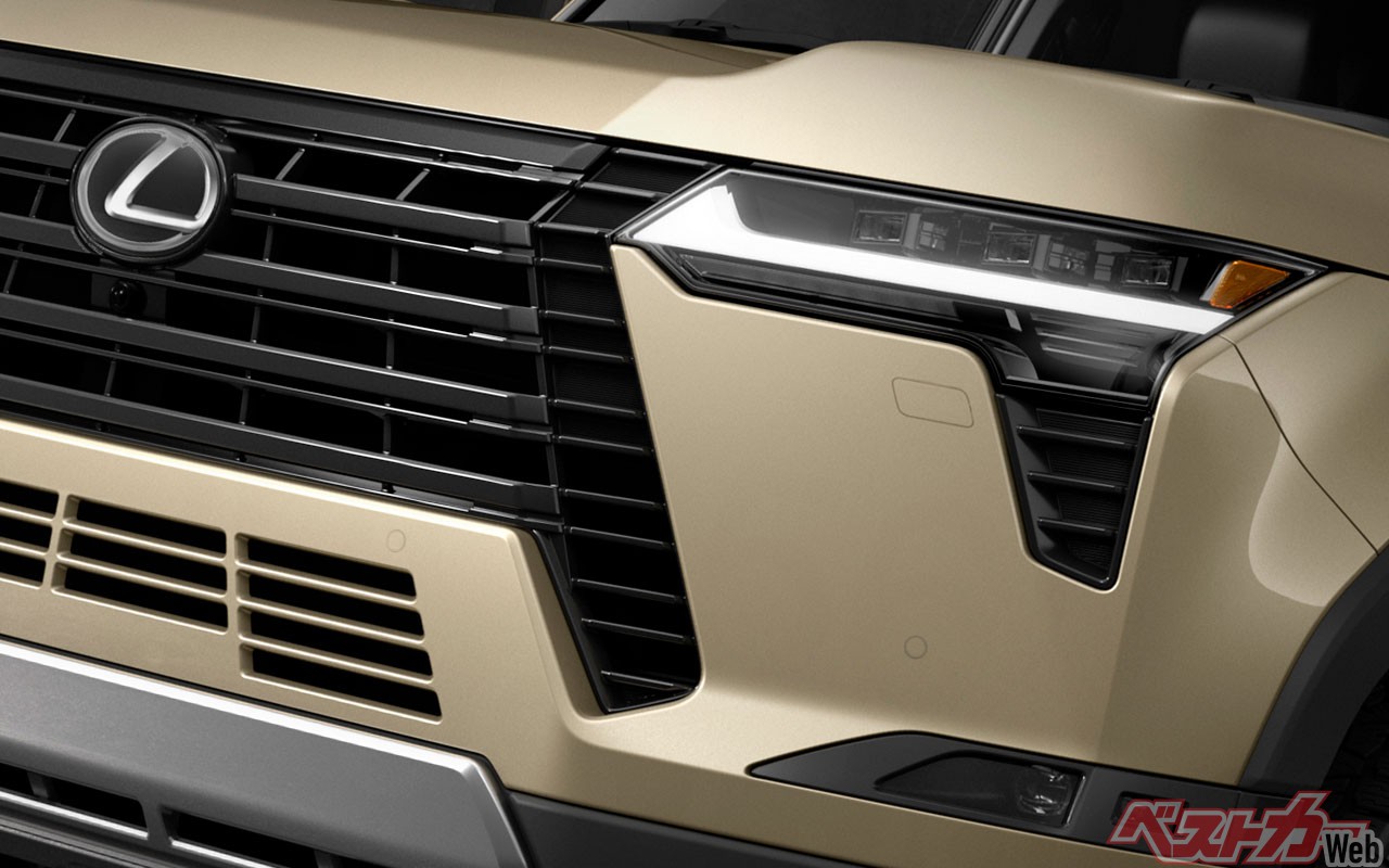 レクサス版プラド新型GXはクラウンと同じハイブリッド!? オフロード全