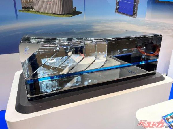 2023年3月に開催された「H2&FC EXPO」のトヨタブースにてお披露目されたFCモジュール