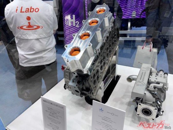 日本のベンチャー企業「i-labo」がディーゼルエンジンを水素エンジン化するプロジェクトを発表。現在、テストベンチでエンジンを回している。これから車体での実験が開始されるという