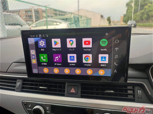車載ディスプレイにYouTubeが表示できた。GPSも搭載しているのでカーナビの使用や音楽アプリを聞くことも可能