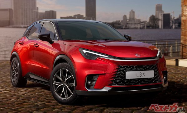プレミアムコンパクトSUVのレクサスLBX