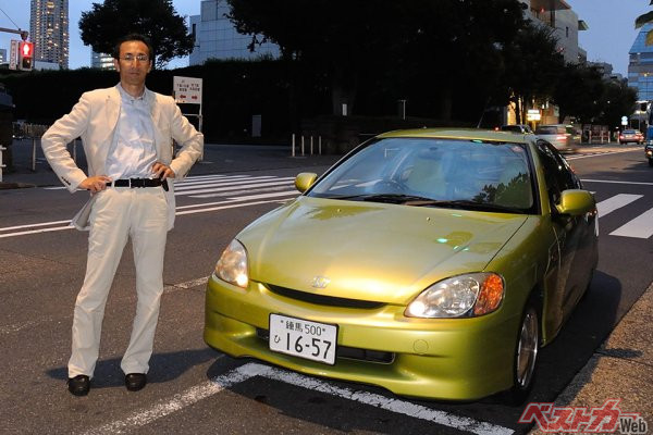 鈴木直也氏は2002年に初代ホンダ インサイトを購入し、猛烈に気に入って12年間乗り続けた