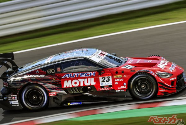 不運な23号車は、2位でゴールしたが車検で違反とされ残念ながら失格になった