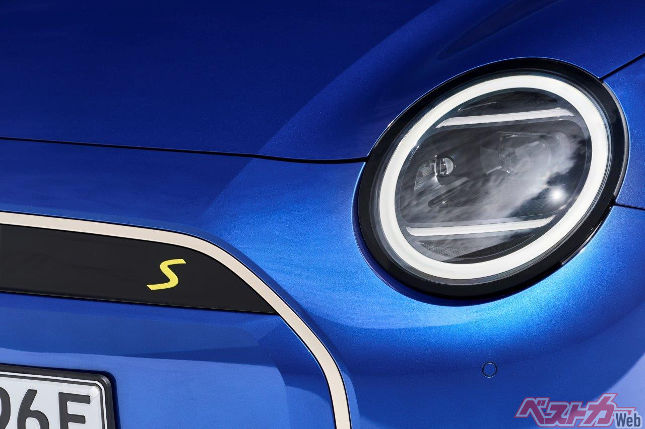 4代目MINI登場! 2030年までの完全電動化に向けたBEVモデル第一弾 変わっていないようでどこが変わった? - 自動車情報誌「ベストカー」