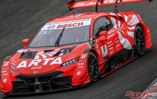 逆転に次ぐ逆転で最後に勝者になった8号車(ARTA MUGEN NSX-GT(野尻智紀/大湯都史樹組)