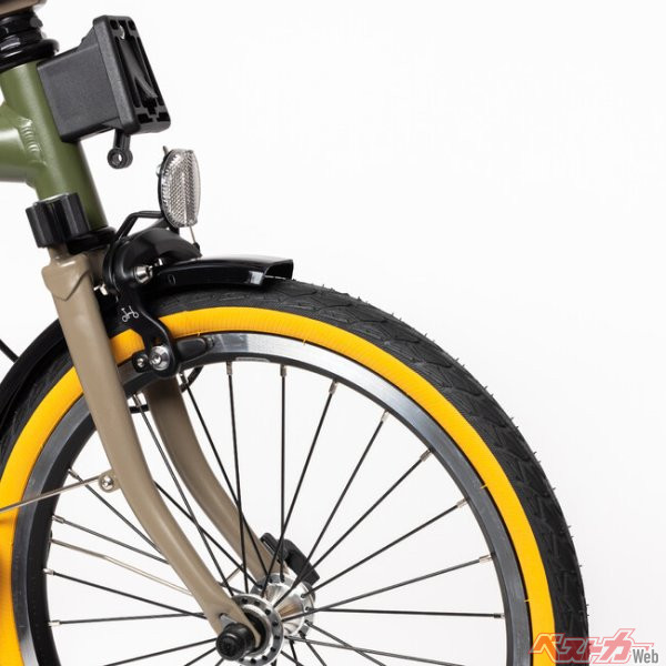 英折りたたみ自転車ブロンプトンがイギリスの冒険家ベア・グリルスとのコラボレーションモデルを発表