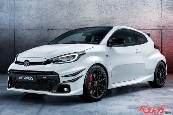 こちらはマイナーチェンジが予想されているGRヤリスのCG(ベストカー編集部制作)。その形からどことなくモルカーぽさを感じます