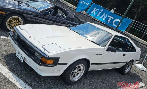 A60型セリカXX（1981年-1986年）。『よろしくメカドック』（次原隆二著）ファンが涙ぐむ、80年代の名車。性能も抜群だがなにより「ザ・グランドツーリング」ともいえるスタイルで当時の若者を魅了した