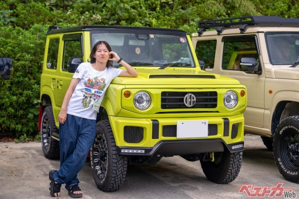 背伸びをしないで楽しむオプカン女子が多い印象。現行ジムニーとオープンカントリーのホワイトレターの組み合わせがオフロードへの敷居をかなり低くしているだろう