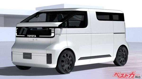 ハイエースルックな車体だが実はタウンエース並みにコンパクト。EVになることでタイヤが四隅におけるから車内空間はかなり広い