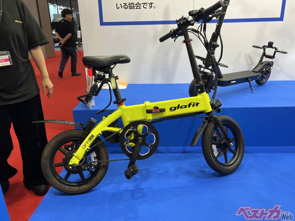 お譲り先決まりました【車】グラフィット GFR-01 電動バイク 自転車 