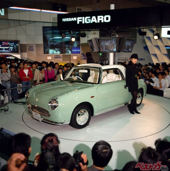 第28回東京モーターショーに出展された2年後の1991年に発売となる。写真はコンセプトモデルだが、内外装のデザインや作り込みは他のパイクカーと同じく、ほぼショー出展時の造形を踏襲していることがわかる