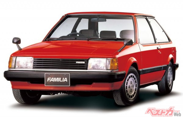 1980年に発売されたマツダ ファミリア 5代目BD型。大人気だったのはこのサンライズレッド