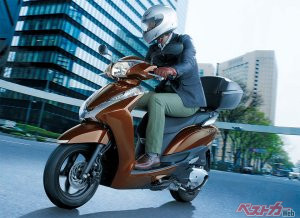 原付二段階右折廃止はなし？50ccから125ccへ排気量改正検討中！原付の未来とは