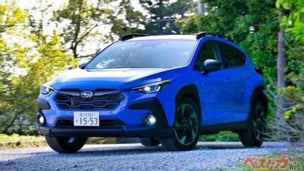 クロストレックはスバル伝統のAWDに加えてFFモデルの追加で販売好調