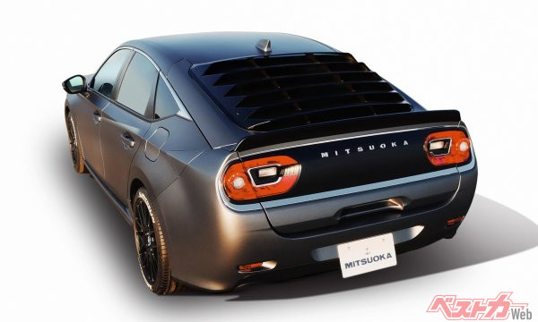 このアングルだとシビックベースだとわからない