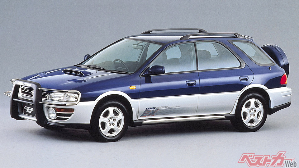 スバル インプレッサ グラベルEX(1995~1996年)…見た目のわりにスポーティな走りができる、というギャップに魅力を感じた人は少なかった模様。また、これ見よがしに付いたスペアタイヤがいちいち邪魔というのも難点でした。