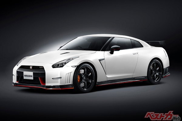 ハイパフォーマンスグレードであるNISMOは2014年モデルから登場