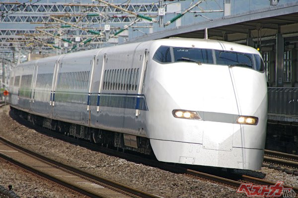 東海道・山陽新幹線で活躍した300系新幹線