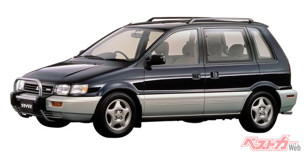 1991年に登場した初代三菱 RVR。シャリオの短縮版としてデビューした