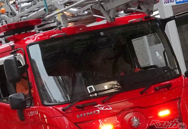 消防車が赤色になったのはなぜ？　路線バスが使うナンバープレート はどれ??　知っていそうであまり知らない!?　乗り物クイズ