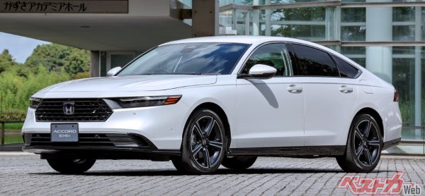 キープコンセプトながら質感が大幅にアップしている新型アコードは、先代同様にタイから輸入