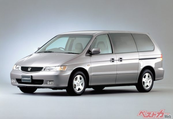 1998年6月から「オデッセイ」としてカナダと米国で発売されたモデルが、1999年6月から日本でも輸入販売されることとなった