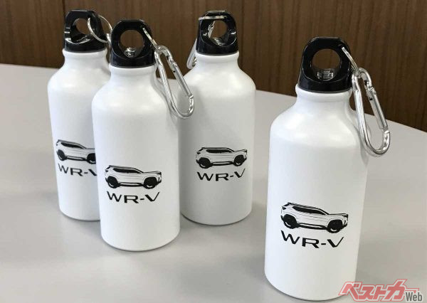 WR-Vオリジナル アルミマウンテンボトルは白色です！