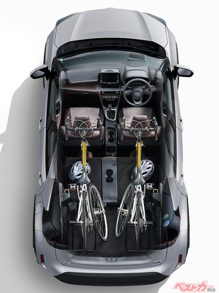 リヤシートアレンジ(Flat mode/2020年8月発売開始時の公式画像より)