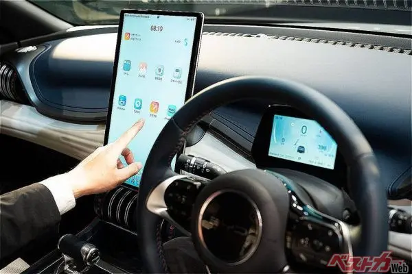 カッコいいけど使いづらい？　やっぱ物理スイッチが最高？　欧州機関がクルマのタッチ操作に関する対策を発表！