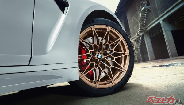 マニアでもそうじゃなくてもほしいと思わせる限定車だ