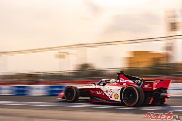 トーナメントの準々決勝、準決勝、決勝はMAXパワーの350kWで1対1のデッドヒートが繰り広げられる